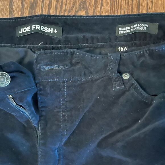 Joe Fresh Classic Slim EUC - Picture 3 of 3